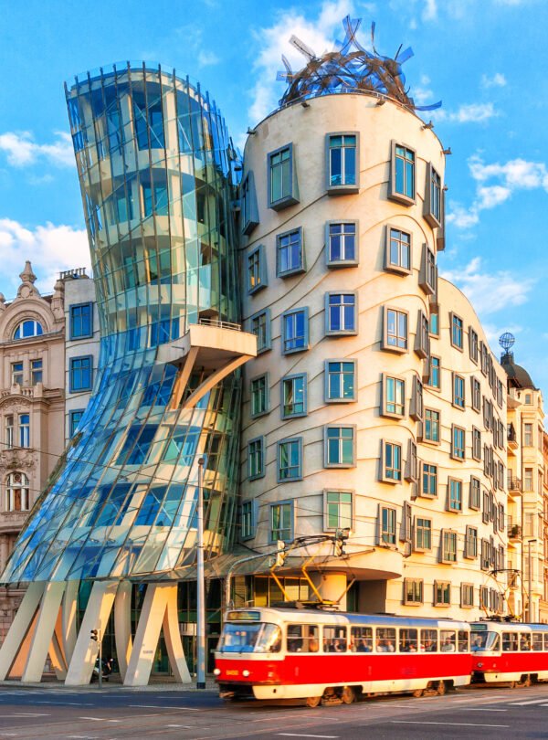 Prague,,Czech,Republic,-,August,13,,2016:,Dancing,House,Or